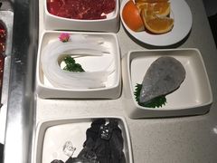 -海底捞火锅鲜切牛肉主题店(长寿路店)