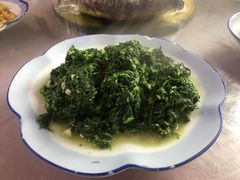 -黄店镇芝堰英才饭店