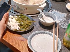 招牌骨头煲-旺晖本帮骨头煲·深夜火锅(梅园路店)