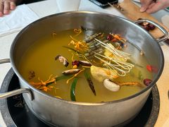 -煲王粤菜餐厅(中侨中心店)