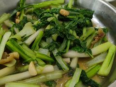 生炒广宁白菜心-玲玲美食宁辉店(葵蓬店)