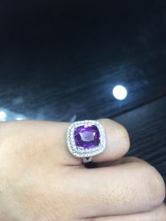 -威德钻石-克拉钻大本营(南京东路店)