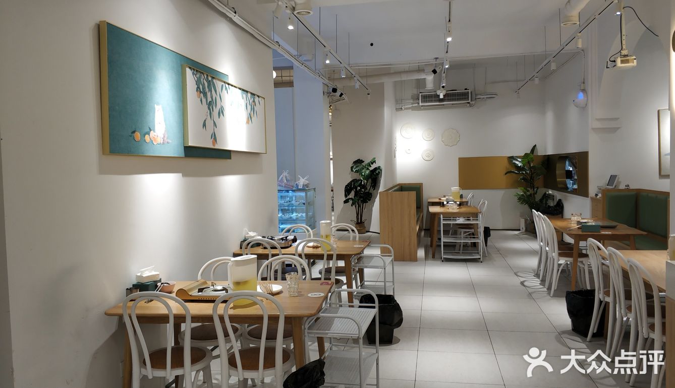 上餐速度很快，哇美味佳肴