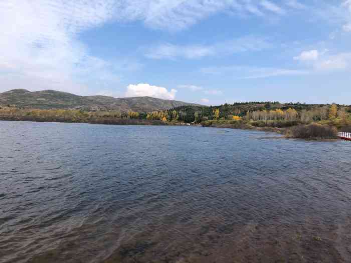 天池湖群-"芦芽山天池位于:宁武天池位于宁武县城西南.