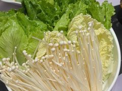 -红鼎豆捞·非遗鲍皇汤火锅(宝丰路店)