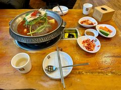 -喇喇排骨火锅·传统韩式脊骨汤(望京西园总店)