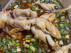 美蛙-老船夫石锅苗苗鱼·老字号(三道堰总店)