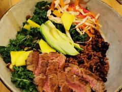 煎牛肉能量Bowl-Wagas沃歌斯(正大乐城店)