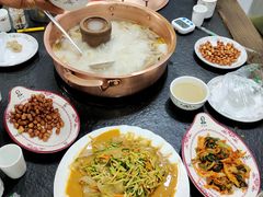 -朴小妹人参鸡汤火锅(长白山万达店)