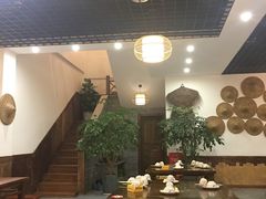 大堂-黄桷树曹家私房菜(江与城店)