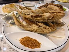 炸小黄花鱼-宝发园名菜馆