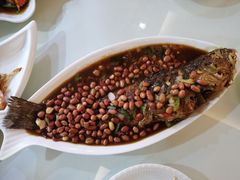 -覃记海鲜美食餐厅