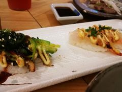 炙烤三文鱼手握-初居食屋日式料理(万象城购物中心店)