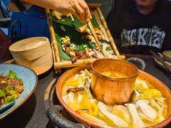 -菌自由丨野生菌火锅特色庭院餐厅(丽江古城店)