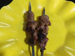 -烤肉小伙烤肉店