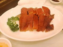 烧乳猪-甘牌烧鹅(宝华商业中心店)