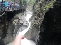 -蝶舞清江·恩施地心谷景区
