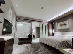-上海世茂皇家艾美酒店