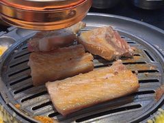 -GOGIYA·咕叽吖韩国传统烤肉店(东方新天地店)