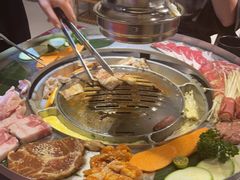 -哈哈碳都·牛肋条无限自助烤肉(台江万达店)