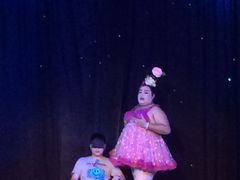 -金东尼人妖秀