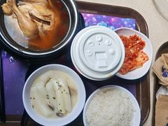 人参鸡汤饭-皇室宴会厅(香港迪士尼乐园)
