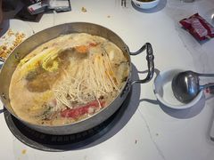 -七欣天香辣蟹火锅(闵行浦江欢乐颂店)