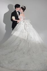 -梵汐婚纱摄影(东方之门店)