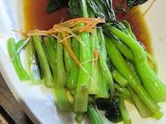 -东口码头·烧鸽子·鱼头泡饼·地方菜(金鹰悦城店)