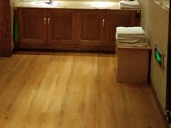 -金紫荆松骨休闲水会