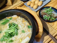 -勺子米线·云南传统小吃市集(四方街店)
