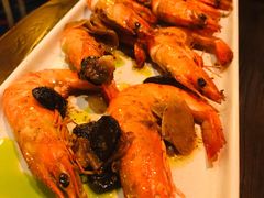 油焖大虾配黑蒜-Brut Eatery悦璞食堂(建国东路店)