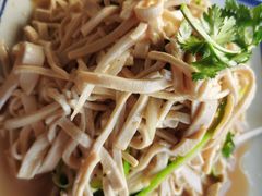 -八两八金·莱芜特色炒鸡(市南漳浦路店)