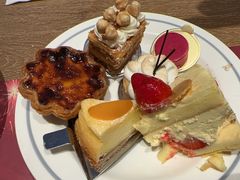 -咖啡苑自助餐厅·中国大饭店