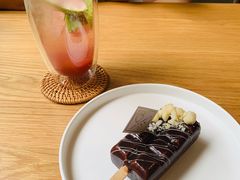 -小草莓·Little Strawberry