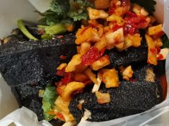 -黑色经典臭豆腐·湖南特产(步行街店)
