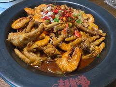 明虾鸡爪煲-煲得鲜·桐乡煲·小龙虾(万达店)