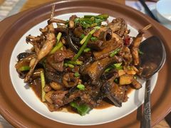 -黄泥岗·地道湖北菜(奥特莱斯店)