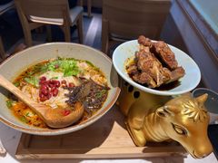 招牌牛大骨圆粉-百春原湖南牛肉粉(百联世纪店)