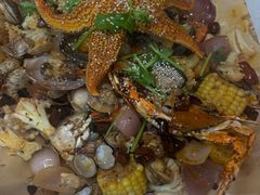 -老东镇啤酒屋海鲜加工·蒸汽海鲜·海鲜烧烤(台东店)