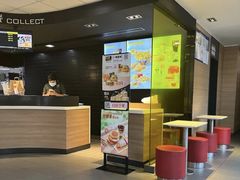 -麦当劳(展览馆店)