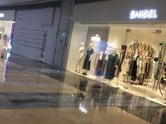 -银泰百货(厦门国贸中心店)