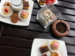 -三亚湾海居铂尔曼度假酒店