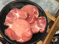 梅花肉-哈哈碳都·牛肋条无限自助烤肉(台江万达店)