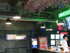 -YOGO优果密室逃脱(新佳丽广场店)