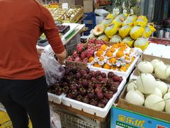 -七宝蔬菜农副产品综合交易市场-停车场