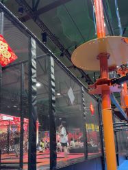 -飞吧潮玩运动蹦床游乐场