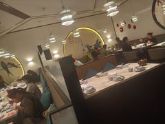 大堂-周渝食惦·酸菜鱼精致川菜(横岗店)