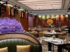 -浅深(世茂滨江精品店)