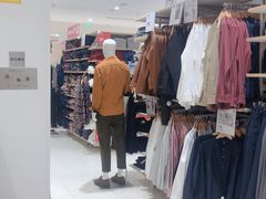 -优衣库(上海金桥国际商业广场店)